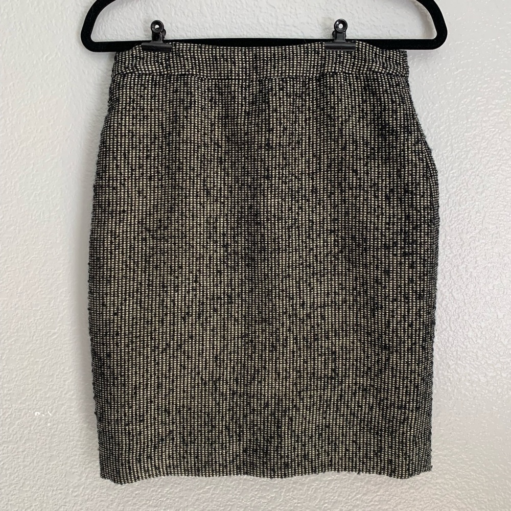J Crew black, white and gold satin lined wool pencil skirt size 2